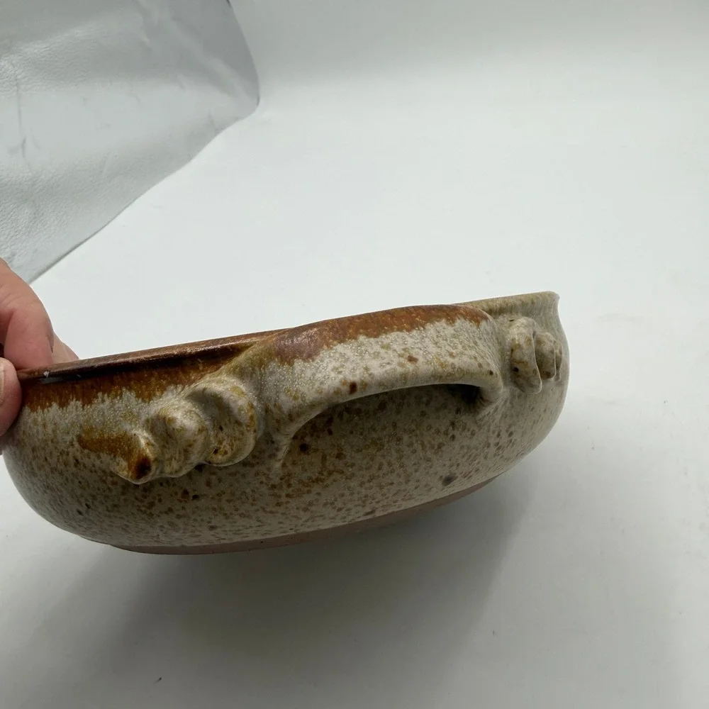 Schroeder Studio Pottery Signed Speckled Brown Stoneware Handled Serv. Bowl 9.5